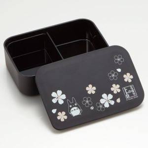 NURI LUNCHBOX 1DAN TOTORO SAKURA "SKATER" 500ML NLP5